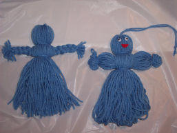 Free Instructions_Learn to make  Rag Dolls from scraps of yarn